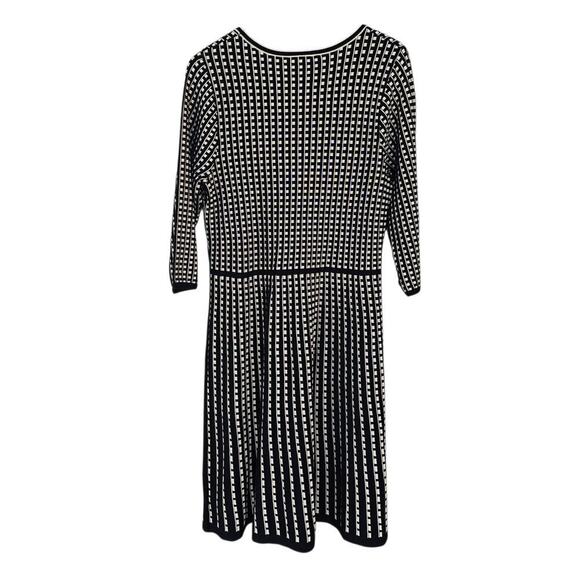 Lane Bryant Fit & Flare Sweater Dress Charcoal Size 14/16 - Picture 5 of 9